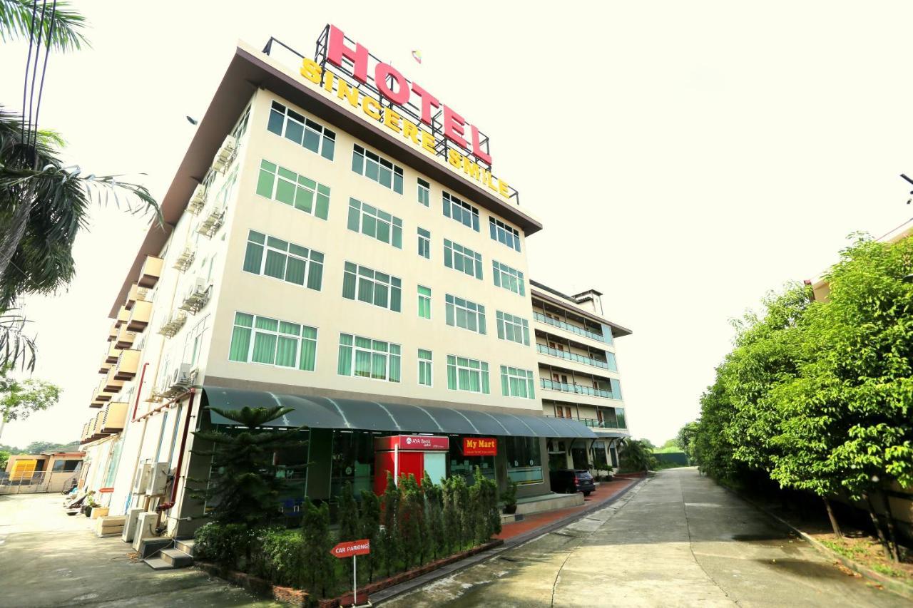 Hotel Sincere Smile Yangon Exterior foto