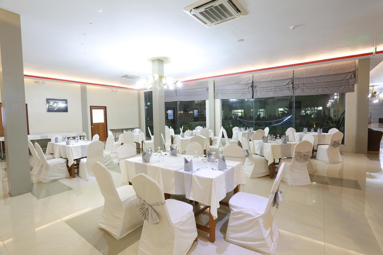 Hotel Sincere Smile Yangon Exterior foto