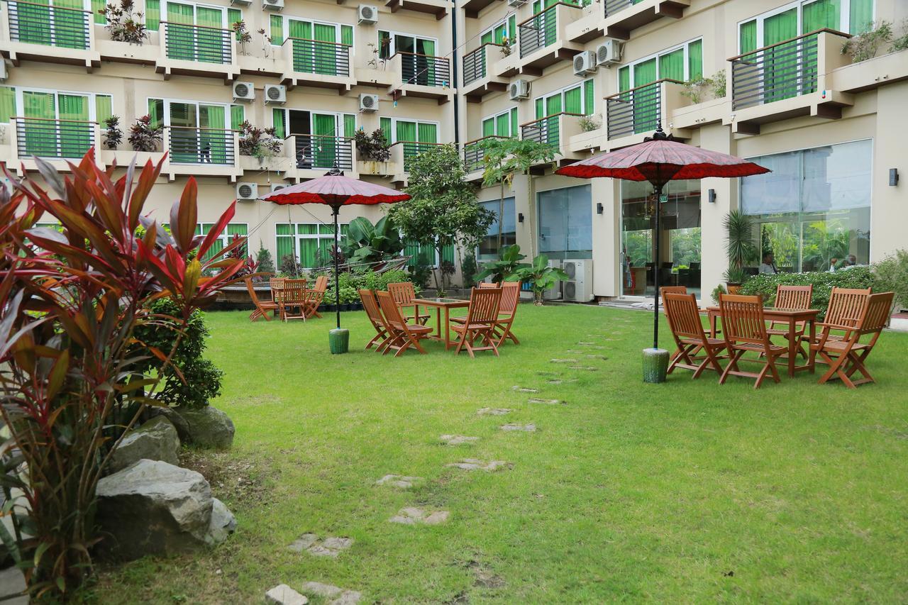 Hotel Sincere Smile Yangon Exterior foto