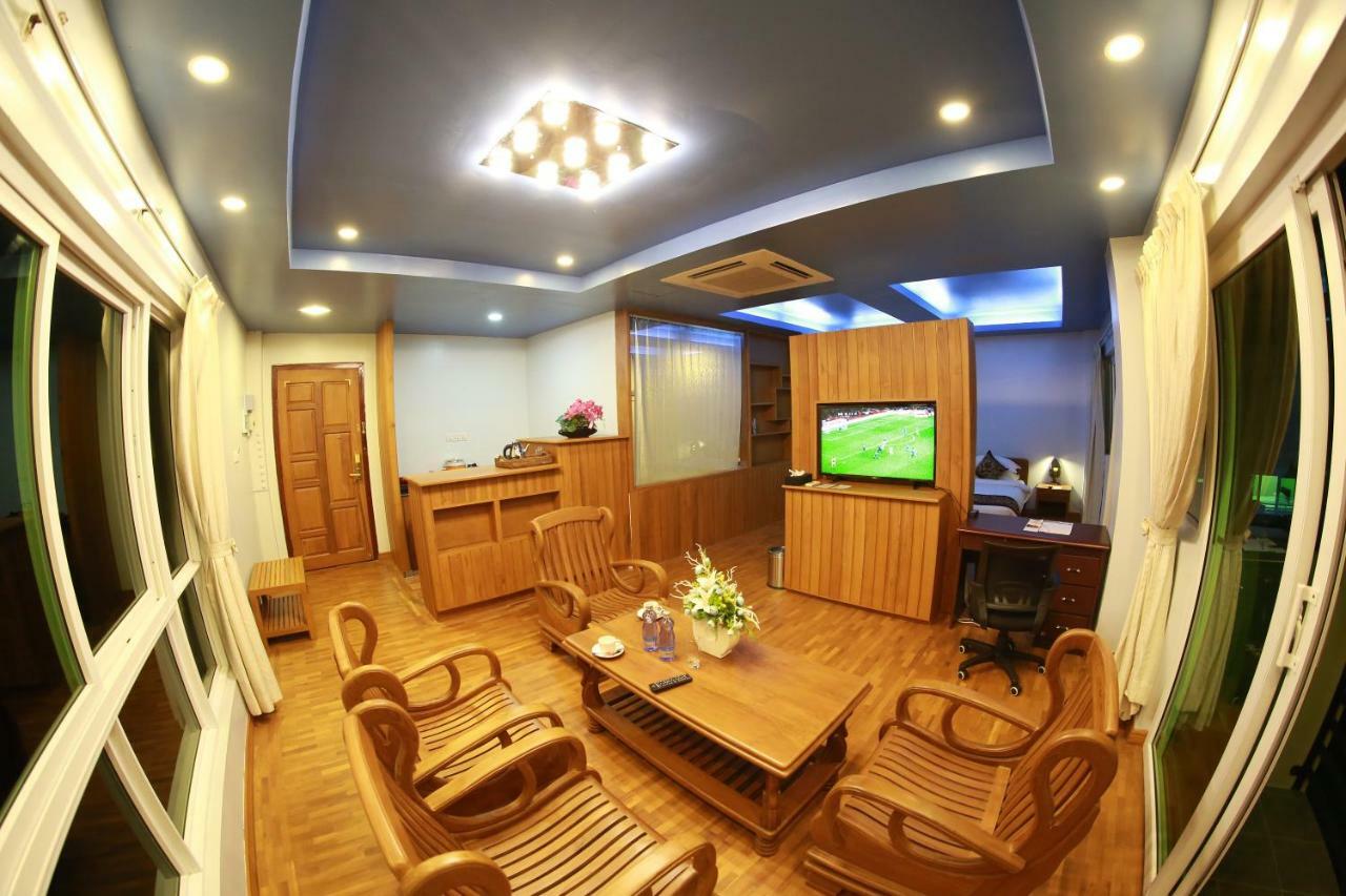 Hotel Sincere Smile Yangon Exterior foto
