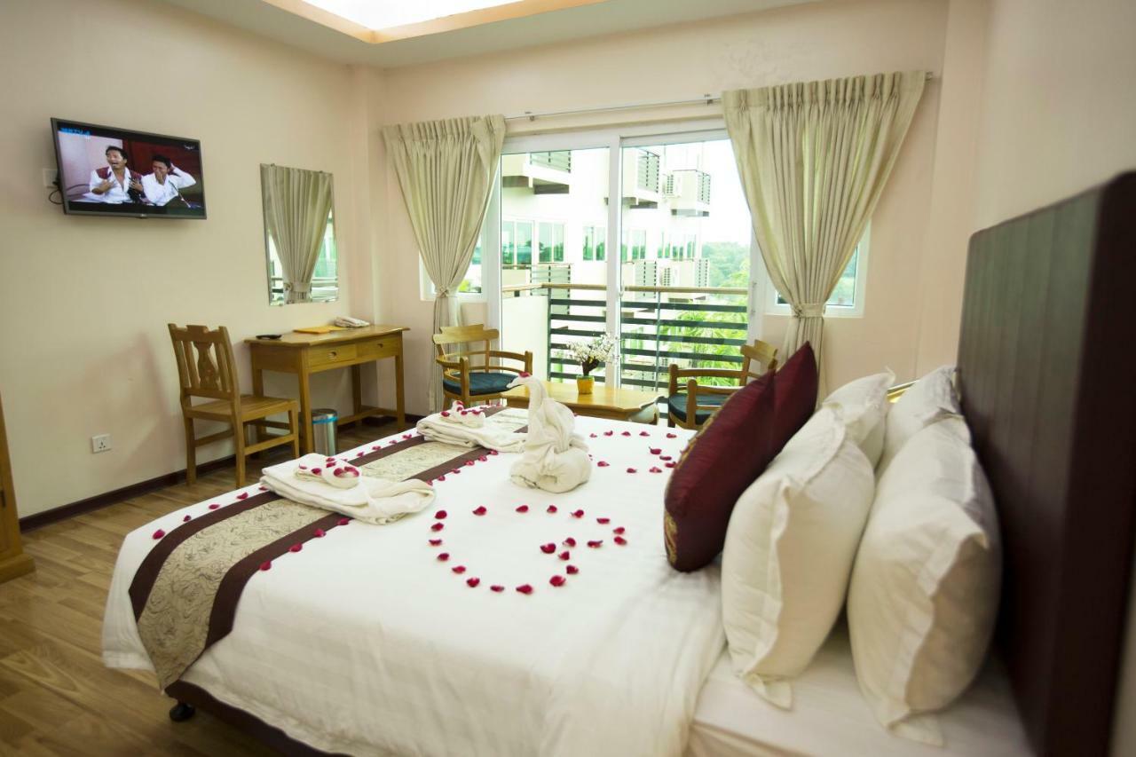 Hotel Sincere Smile Yangon Exterior foto